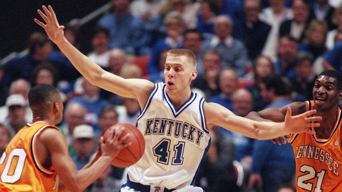 What to know about new Kentucky basketball coach and 1996 national champion Mark Pope
