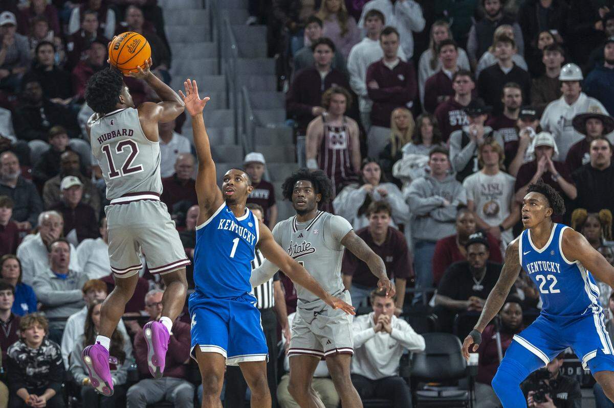 Kentucky’s Lamont Butler defends a 3-pointer by Mississippi State’s Josh Hubbard last week. UK is one of the top teams in the country at defending the 3-point shot.
