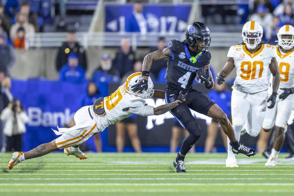 Kentucky wide receiver J.J. Hester (4) caught four passes for 23 yards and two touchdowns in UK’s 56-34 loss to Tennessee last week.