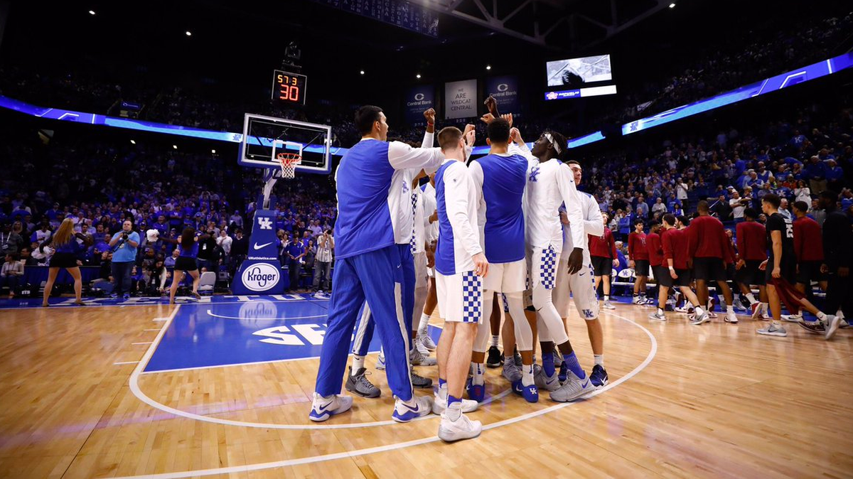 Kentucky's players gathered on court before their game against Harvard on Saturday in Rupp Arena.