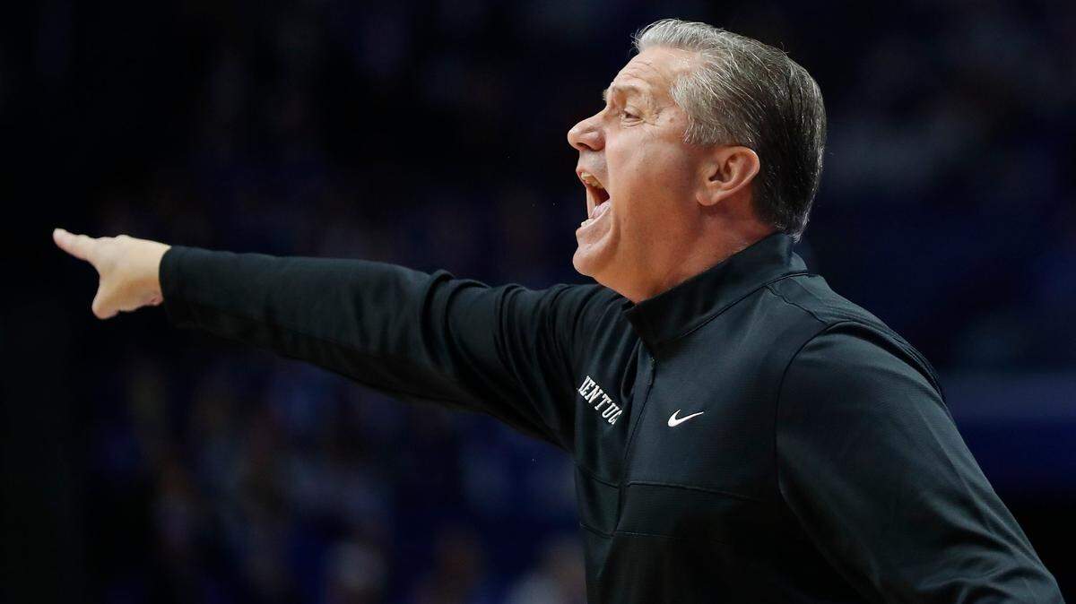 Kentucky Wildcats head coach John Calipari yells down court during a game against the North Florida Ospreys at Rupp Arena in Lexington, Ky., Friday, Nov. 26, 2021.