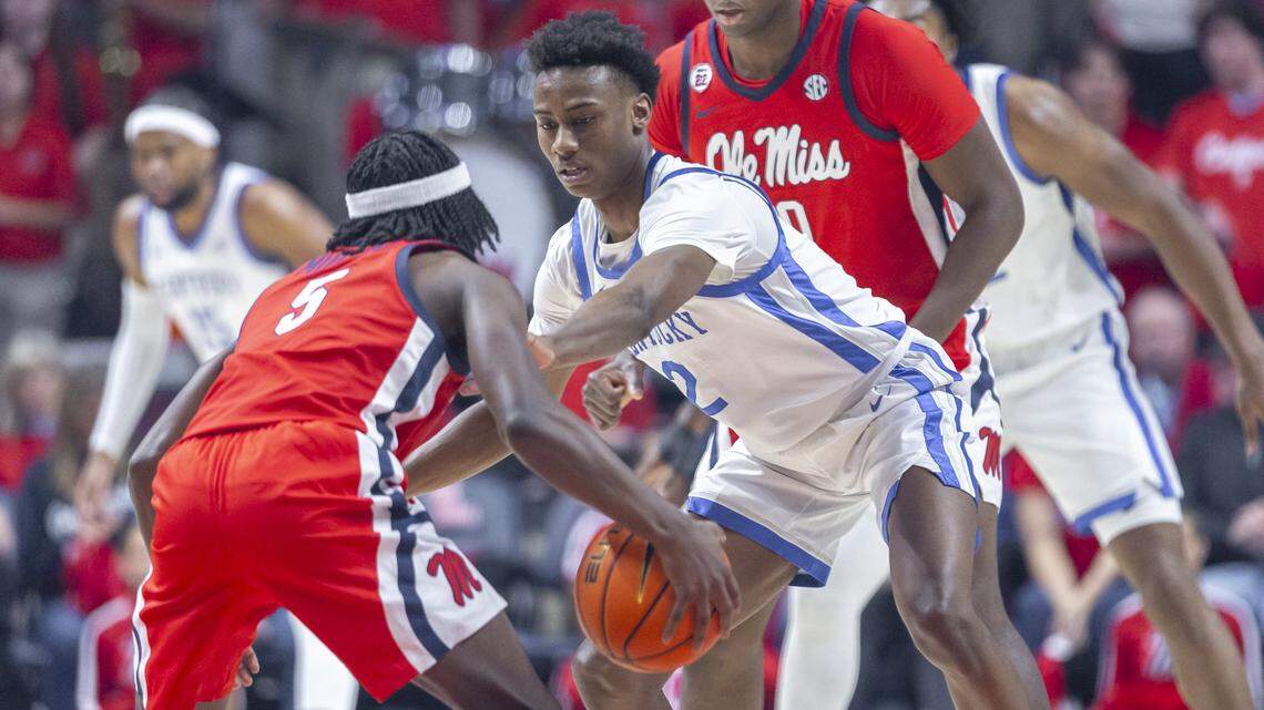 Box score from No. 14 Kentucky basketball’s 98-84 SEC loss at No. 25 Mississippi