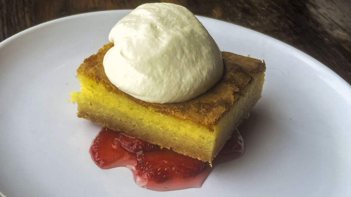 Smashing Tomato’s Lemon Bar.