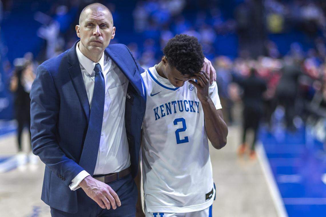 Kentucky Wildcats head coach Mark Pope and Kentucky Wildcats guard Jaxson Robinson (2) walk off the court following a loss against Alabama at Rupp Arena in Lexington, Ky., on Saturday, Feb. 1, 2025.