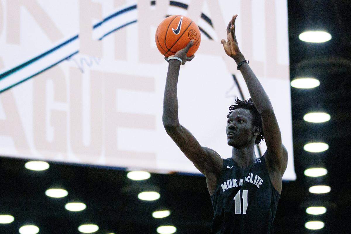 John Bol (11) is one of at least seven McDonald’s All-Americans that will be playing college basketball in the SEC next season.