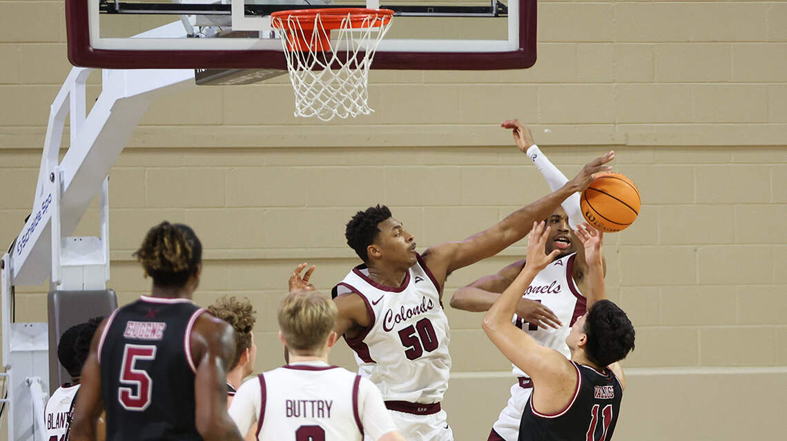 ‘He was lights out.’ Eastern Kentucky basketball player makes statistical history in win.