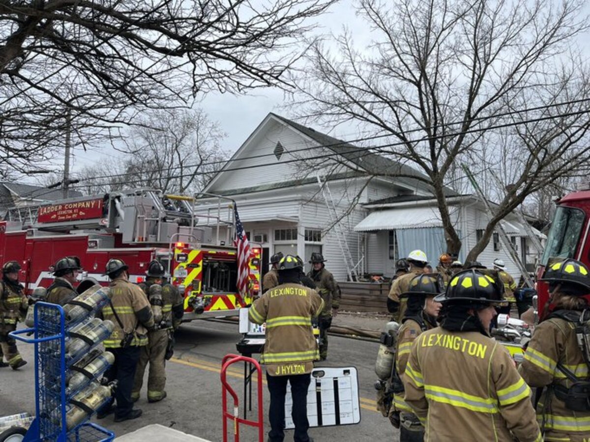 The Lexington Fire Department responded to a structure fire at the corner of Elm Tree Lane and E. 7th Street on Wednesday, February 8, 2023.&nbsp;