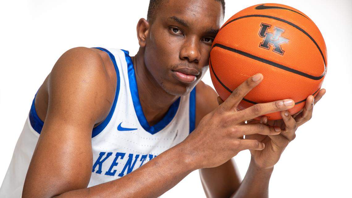 Ugonna Onyenso is joining the Kentucky men’s basketball team for the 2022-23 season, and he might play for the Wildcats immediately despite joining the program later in the summer.