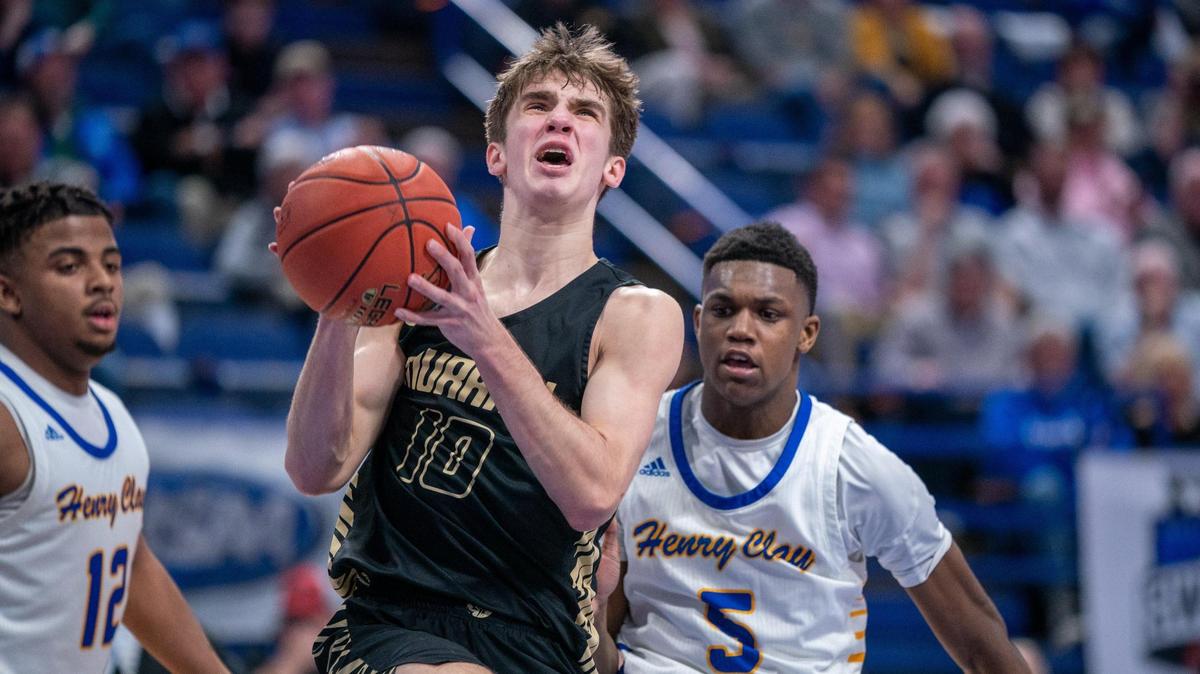 Murray’s clutch baskets down the stretch knock Henry Clay from Boys’ Sweet 16