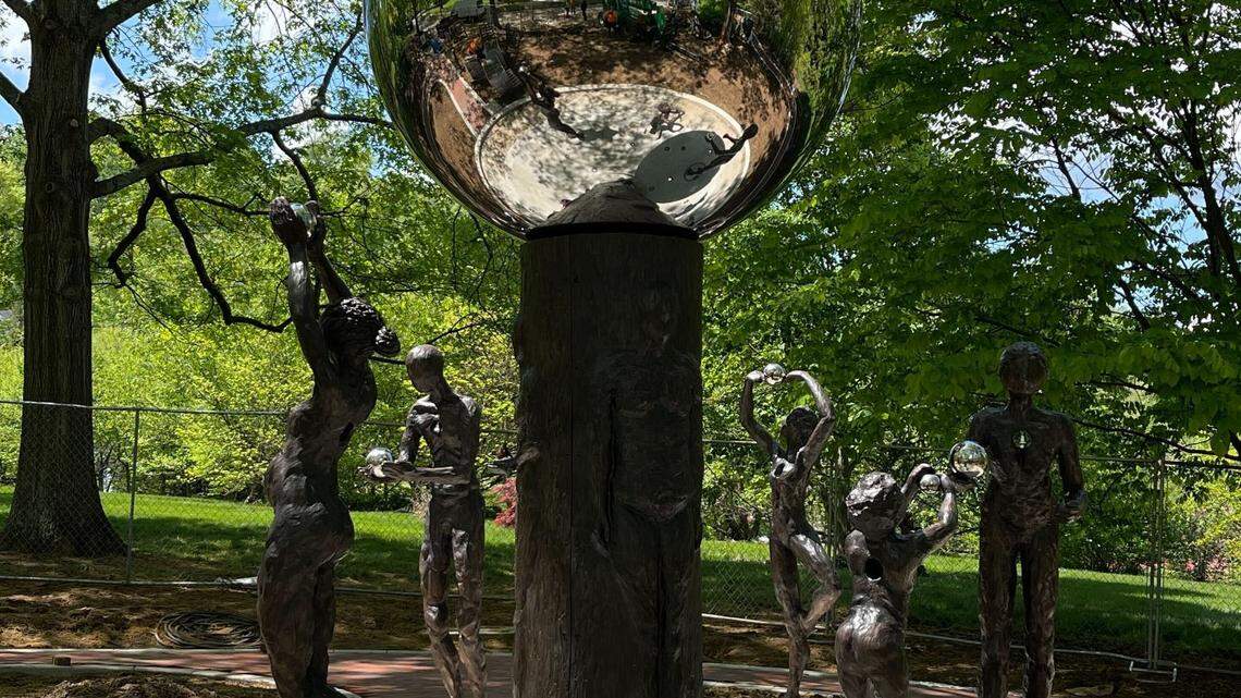 Memorial to Kentuckians lost to COVID pandemic will be dedicated in Frankfort