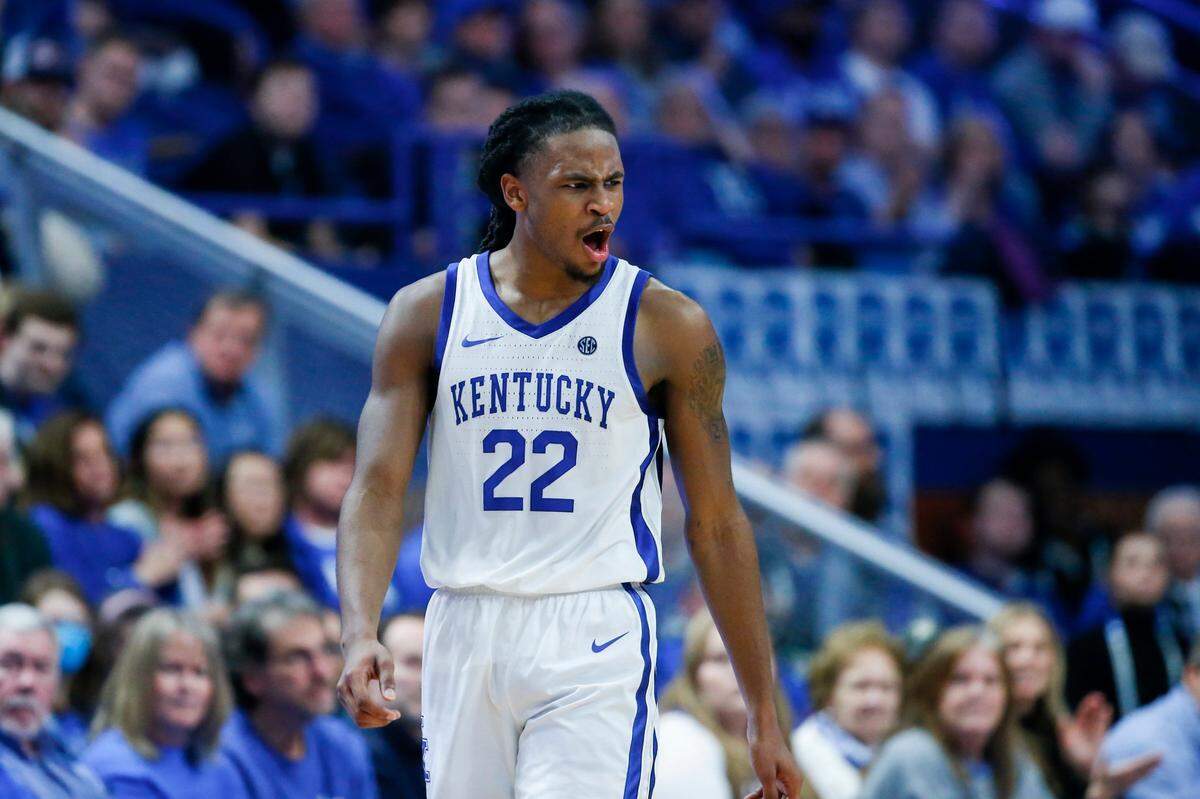 Kentucky guard Cason Wallace celebrates a defensive stop against Auburn during a game at Rupp Arena on Feb. 25.