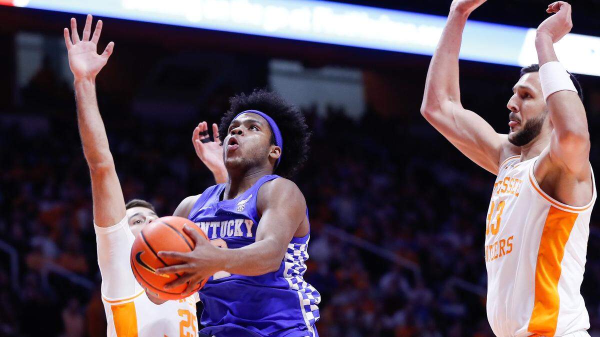 Live updates: Kentucky at Tennessee college basketball