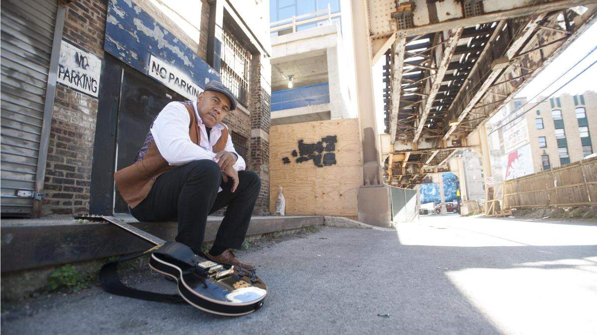 Playing a mix of Texas and Chicago blues, Ronnie Baker Brooks will headline the 10th annual Blues Between the Bridges concert at Proud Mary BBQ on Sunday.
