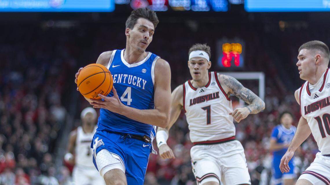 See stats from Kentucky basketball’s road loss to rival Louisville