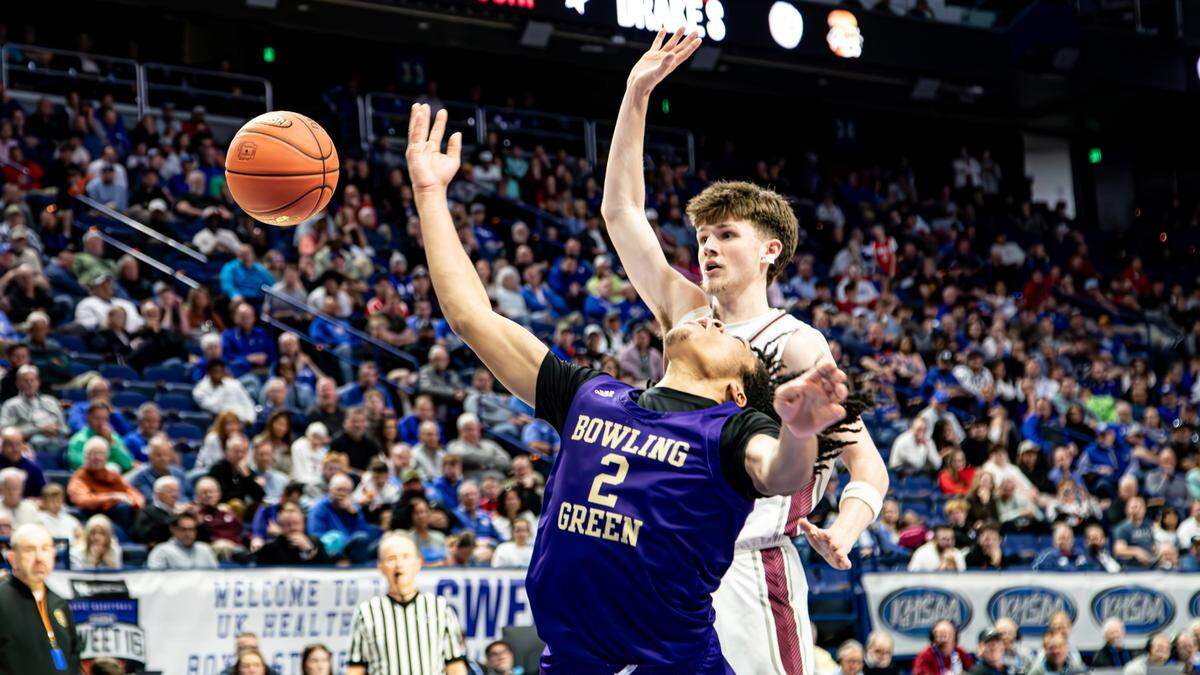 Deuce Bailey, who scored 18 points in Friday’s win, draws a foul against Ashland Blazer.