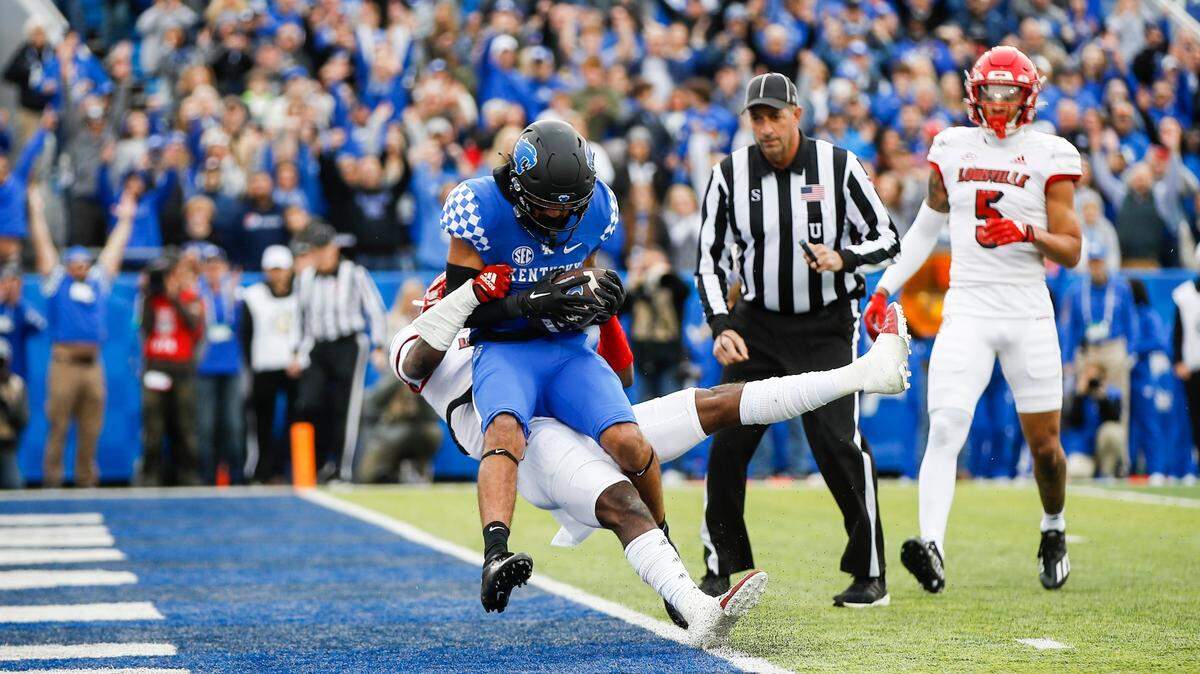 Five things you need to know from UK football’s 26-13 win over No. 25 Louisville