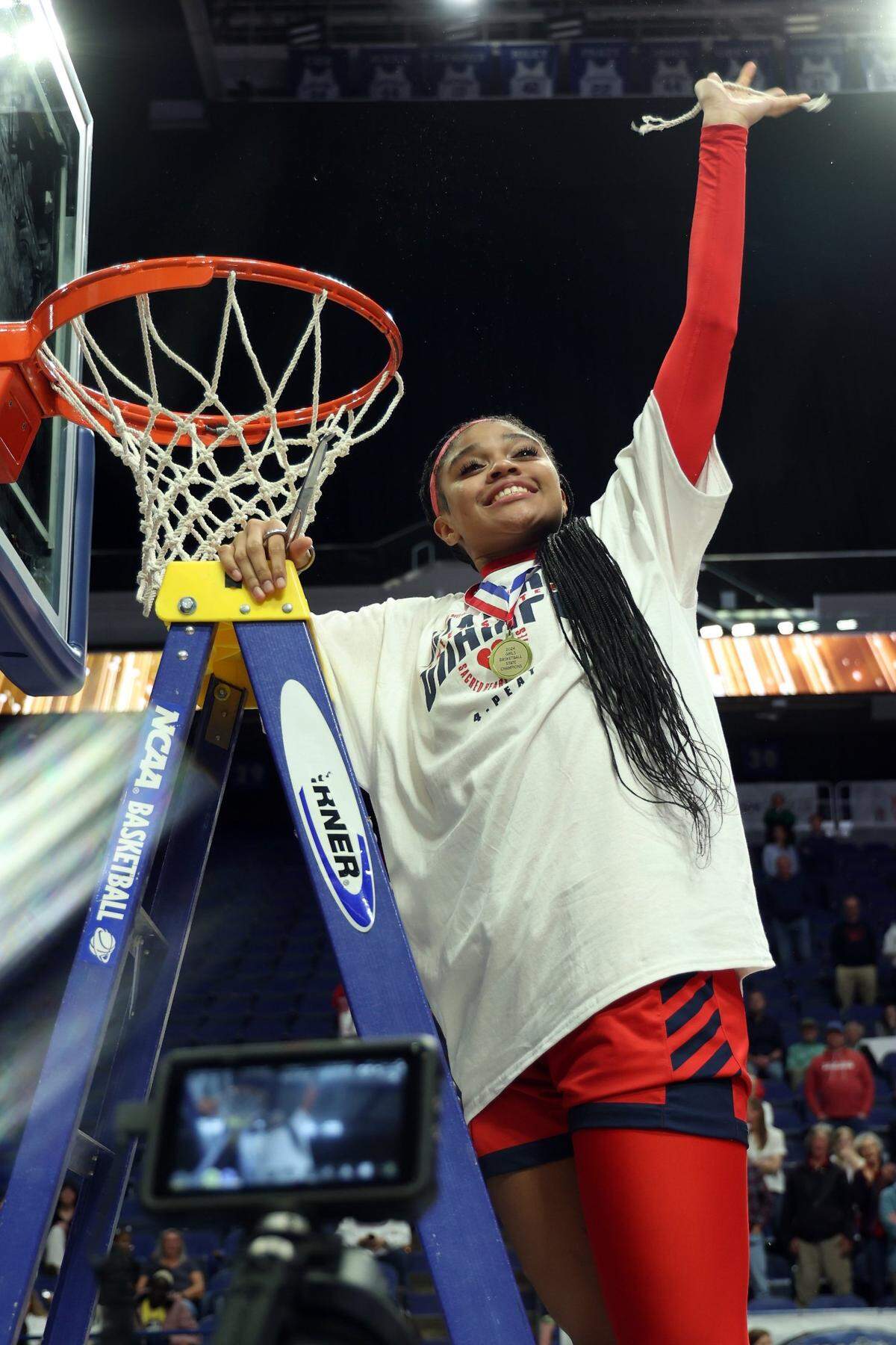 Sacred Heart junior ZaKiyah Johnson is the No. 5-ranked recruit in the nation in the class of 2025.