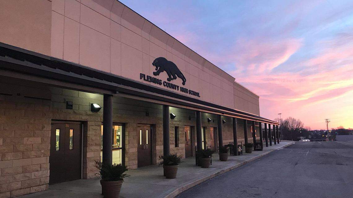 ‘Our hearts are with them.’ Four Kentucky high school students involved in crash