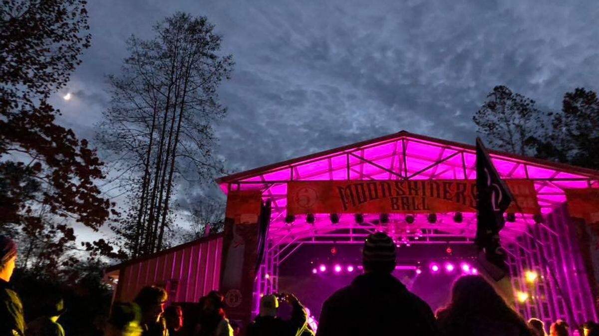 The Moonshiner’s Ball music festival will return to Rockcastle Riverside this weekend, with a diverse lineup of music.
