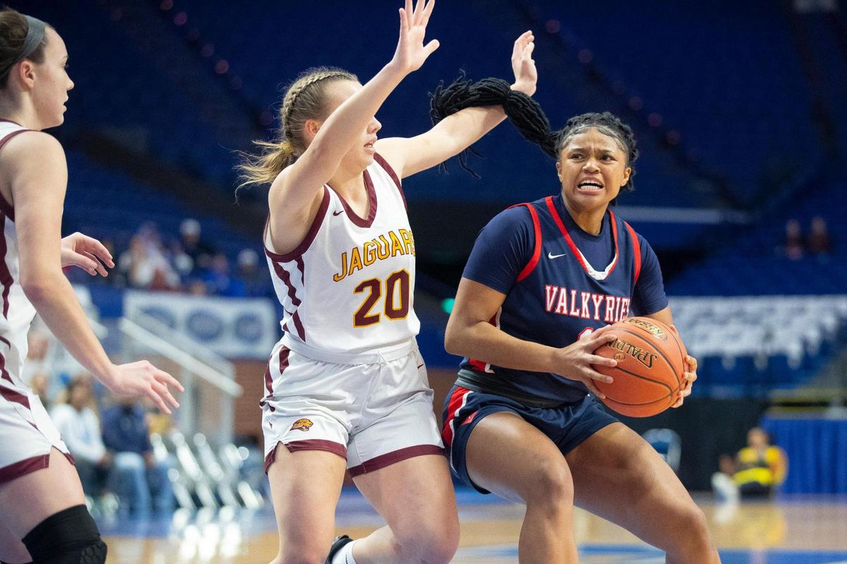 Sacred Heart’s ZaKiyah Johnson (11) holds scholarship offers from several top women’s college basketball programs, including Kentucky, Louisville, South Carolina and UConn.