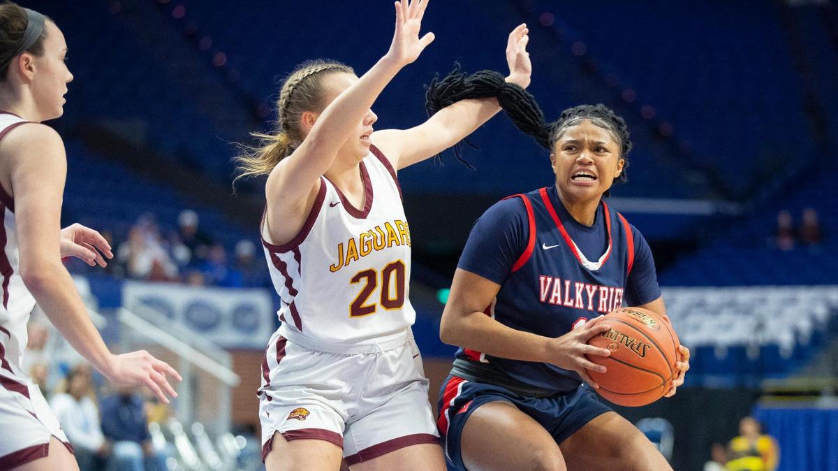 Sacred Heart defense keys semifinal win over Cooper in Sweet 16