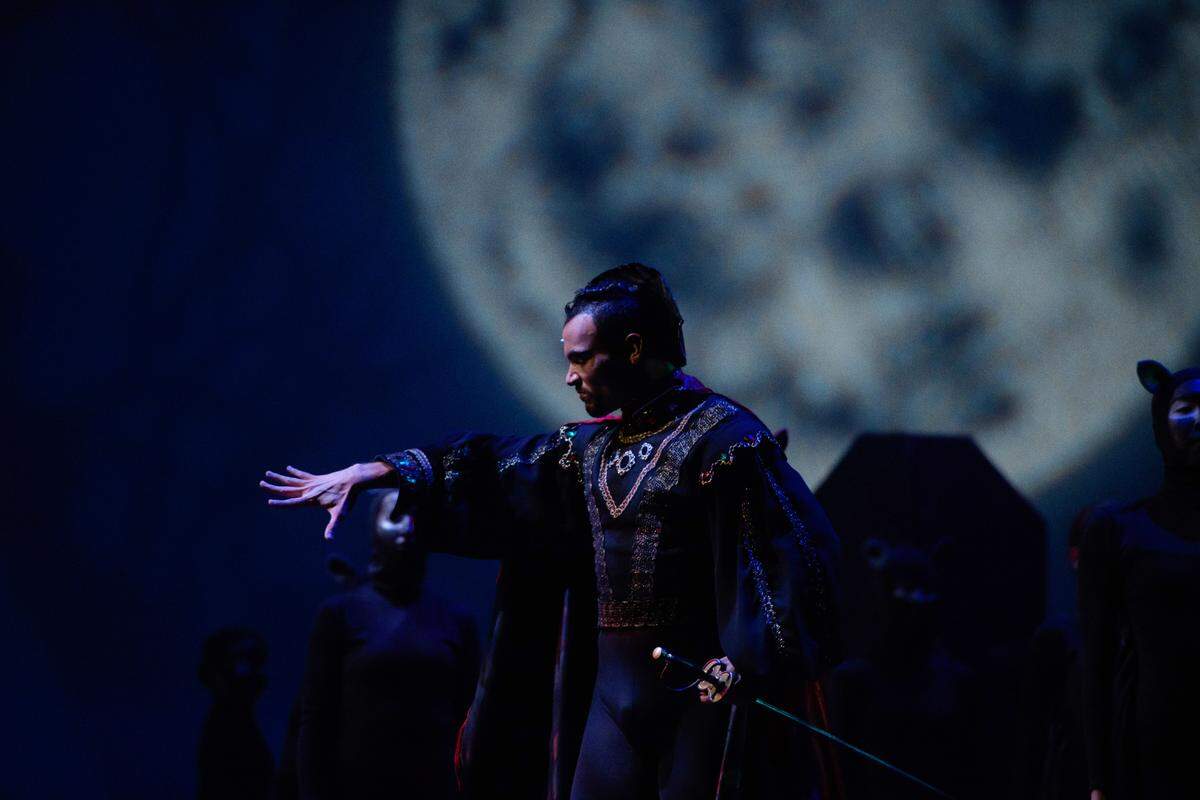 Kentucky Ballet Theatre will perform “Ballet In The Moonlight” this weekend at MoonDance Amphitheater.