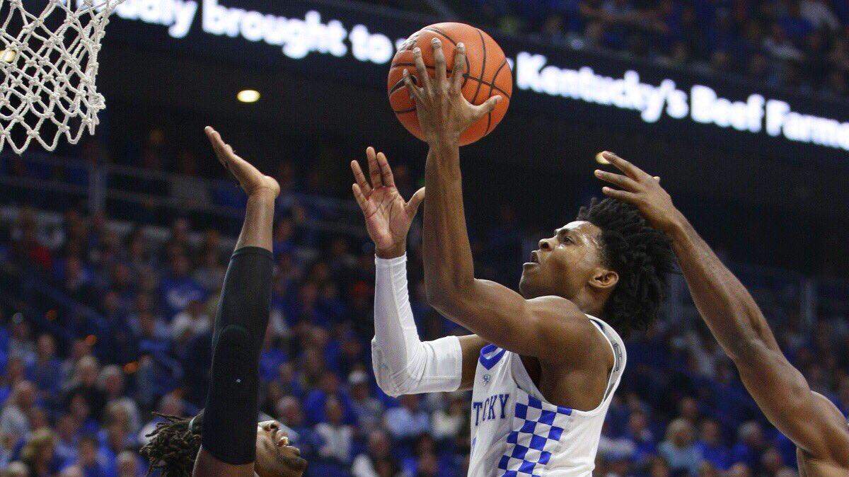 First-half action from UK-Valparaiso on Dec. 7, 2016.