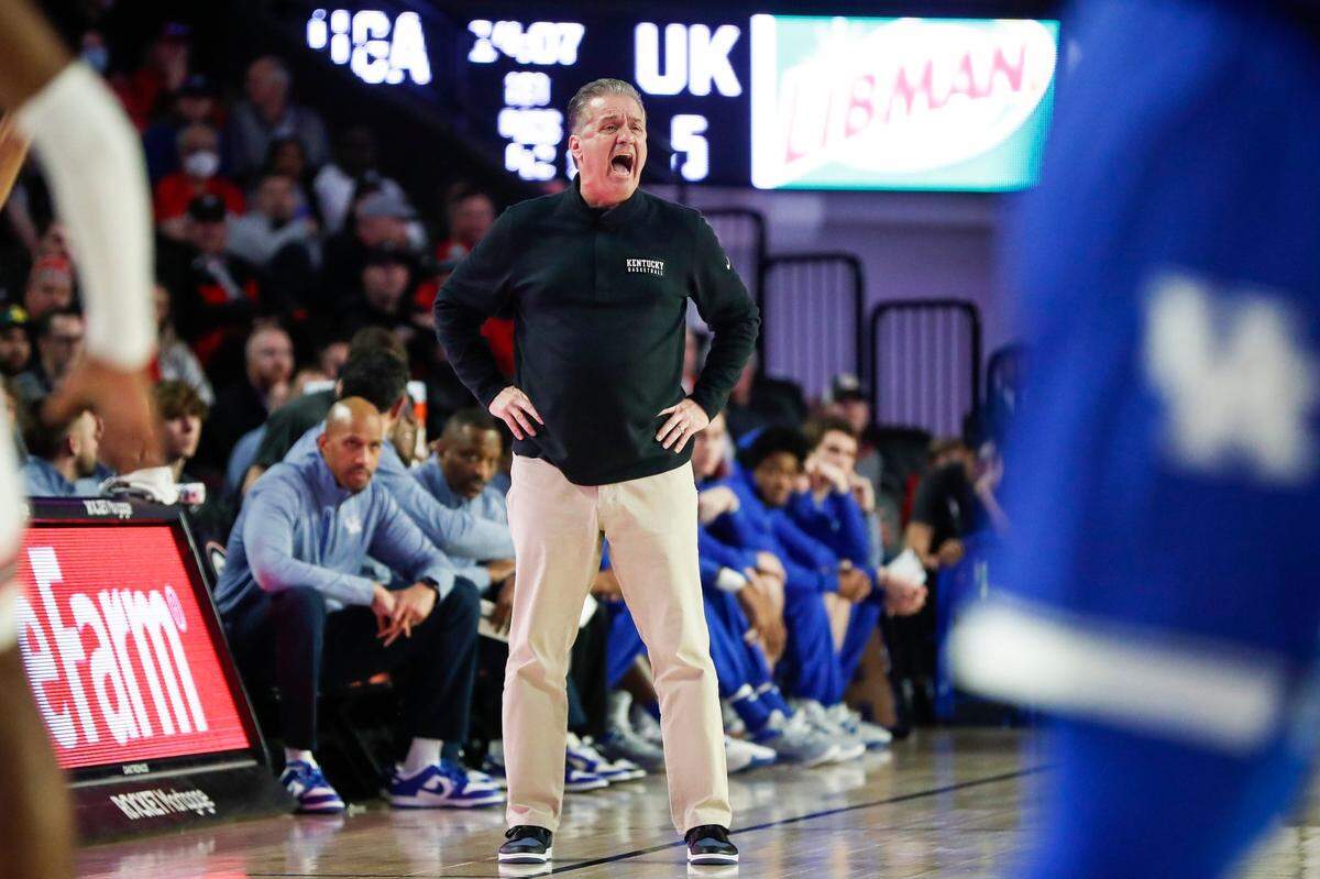Kentucky head coach John Calipari calls to his players during Saturday’s loss at Georgia. “I had a couple guys out. So would they have made a difference?” Calipari commented afterward. “Maybe. But give Georgia all the credit. They deserve it.”