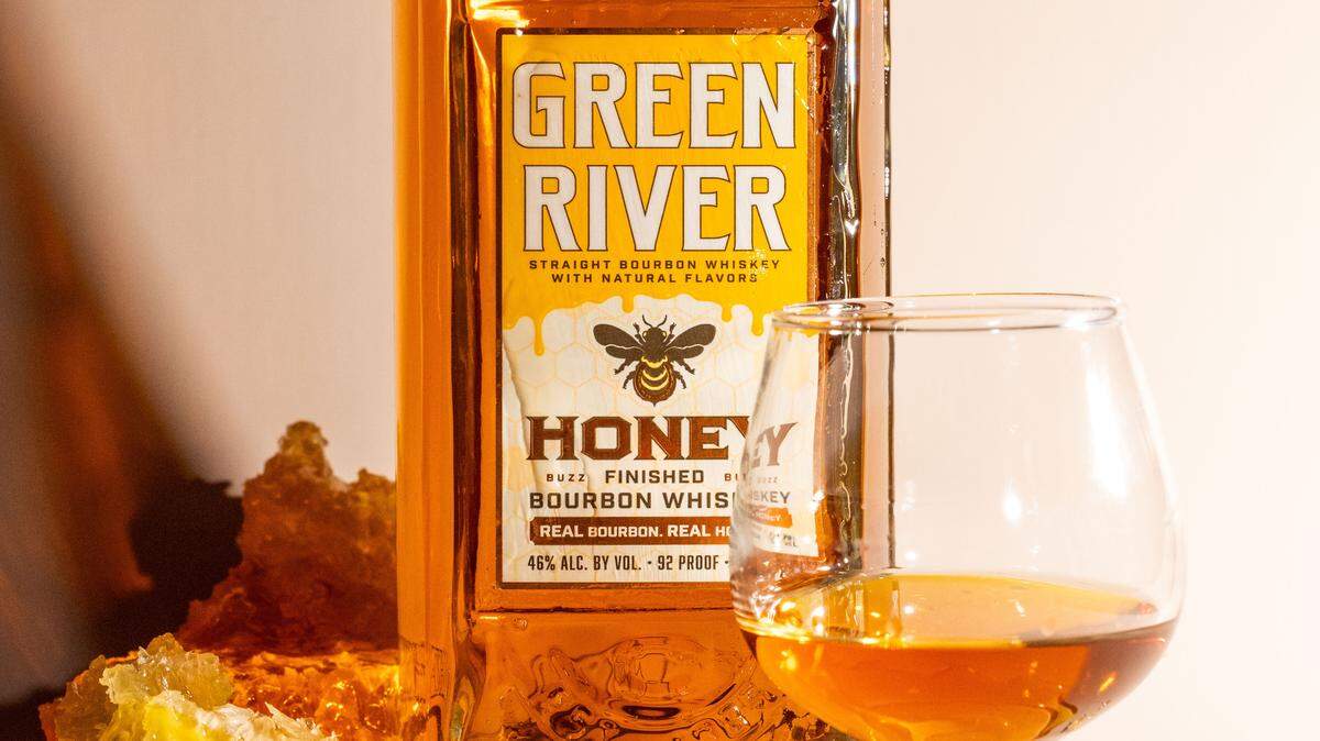 Green River Distillery in Owensboro has released Green River Honey Bourbon, a straight Kentucky bourbon that is finished with locally sourced honey. It’s 92 proof, available nationally beginning in mid-May for suggested retail price of $24.99.