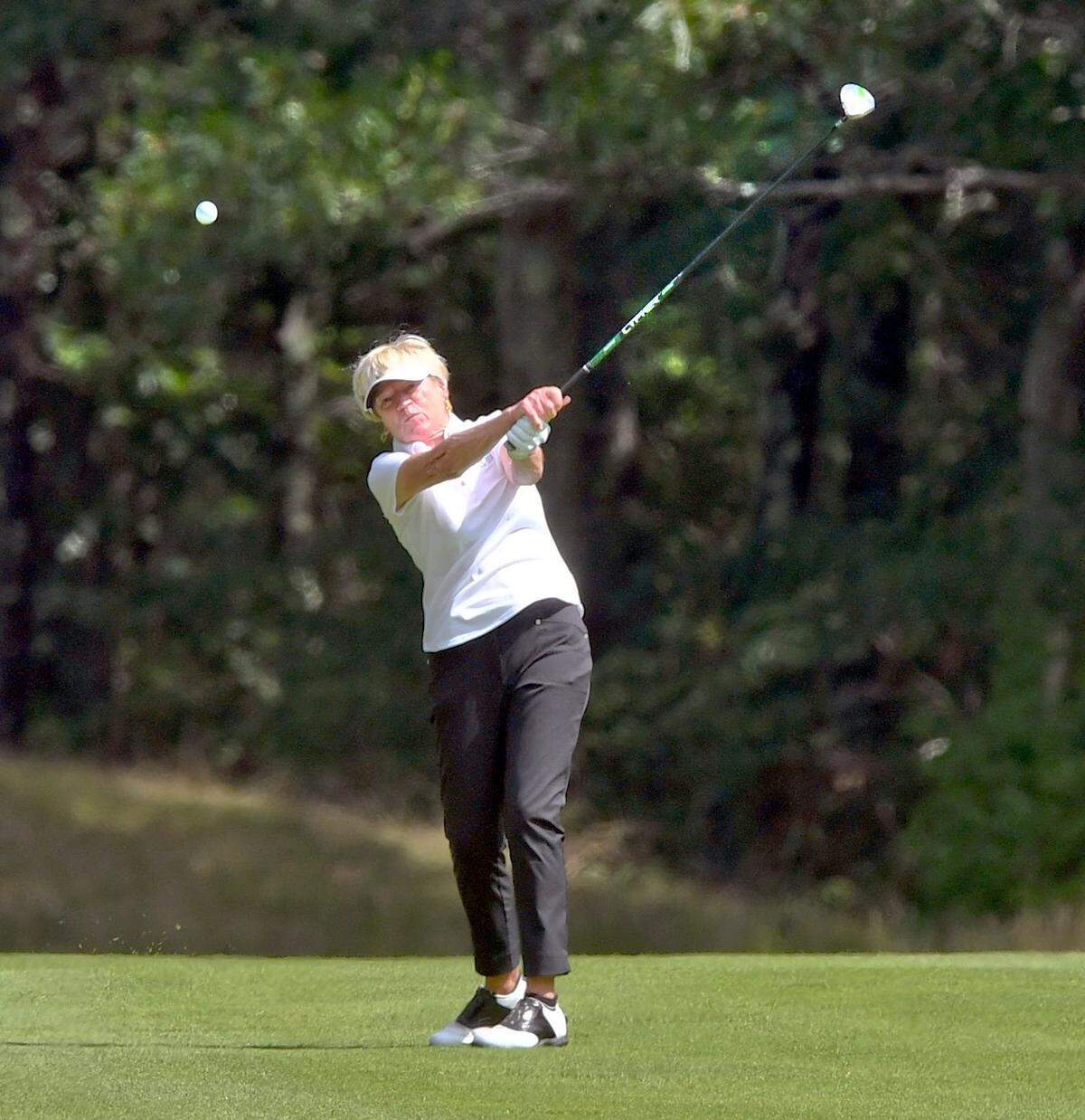 LPGA Legend Jane Blalock said to expect a good time attending one of the Senior Tour events. “We have the recognizable names, and we have the personalities and the true characters,” she said. “And the one thing that our entire group has been known for, they’re so amicable. They relate to the gallery, they spend time chatting with the gallery — except before trying to make a 3-foot putt.”
