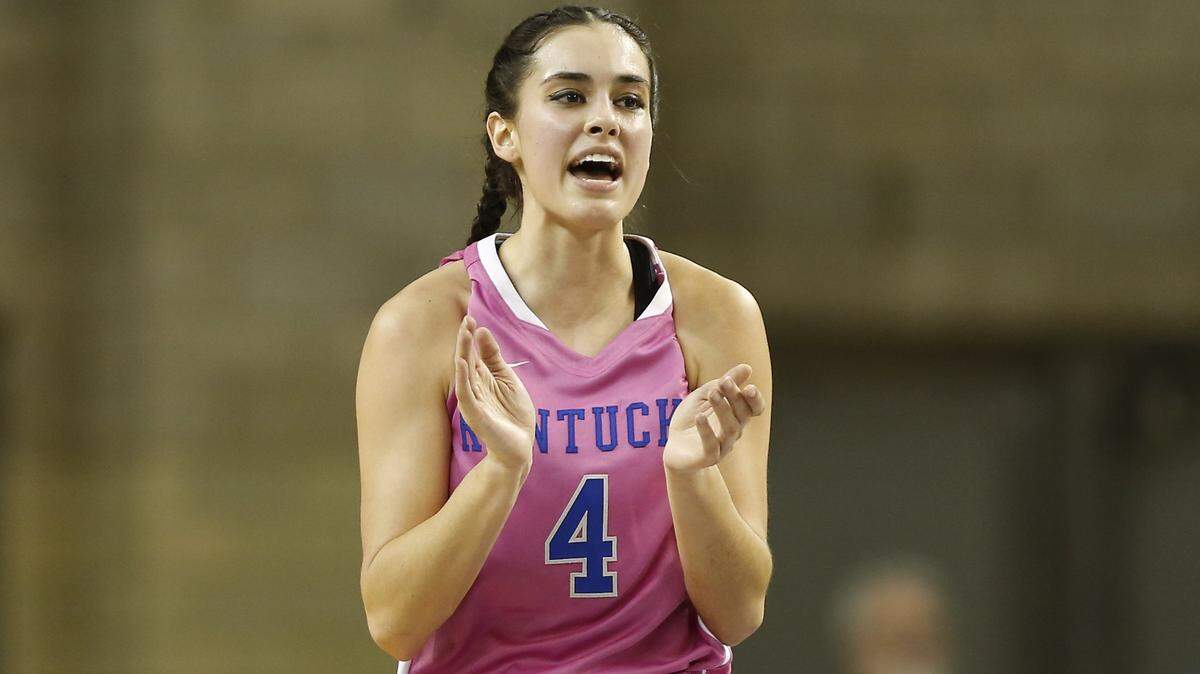 Kentucky’s Maci Morris scored 17 points in the Cats’ exhibition game in Italy on Sunday.