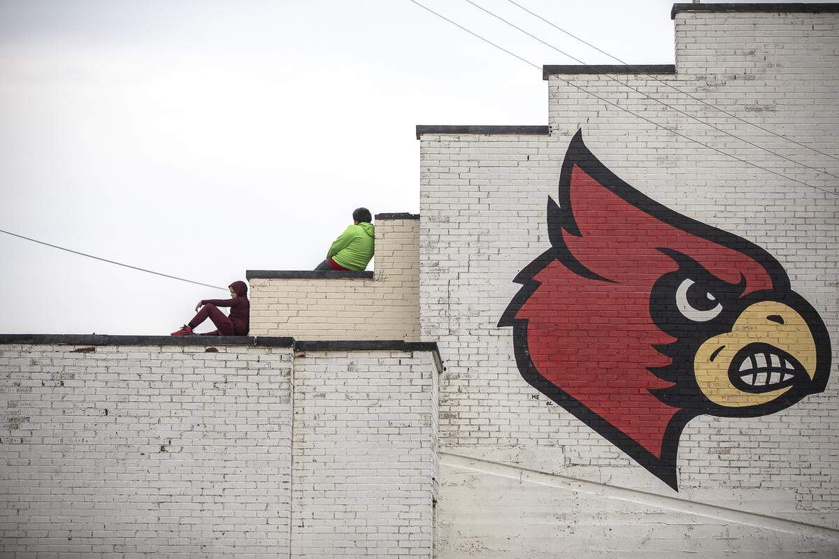 The Mayfield Cardinals play their home football games at War Memorial Stadium.