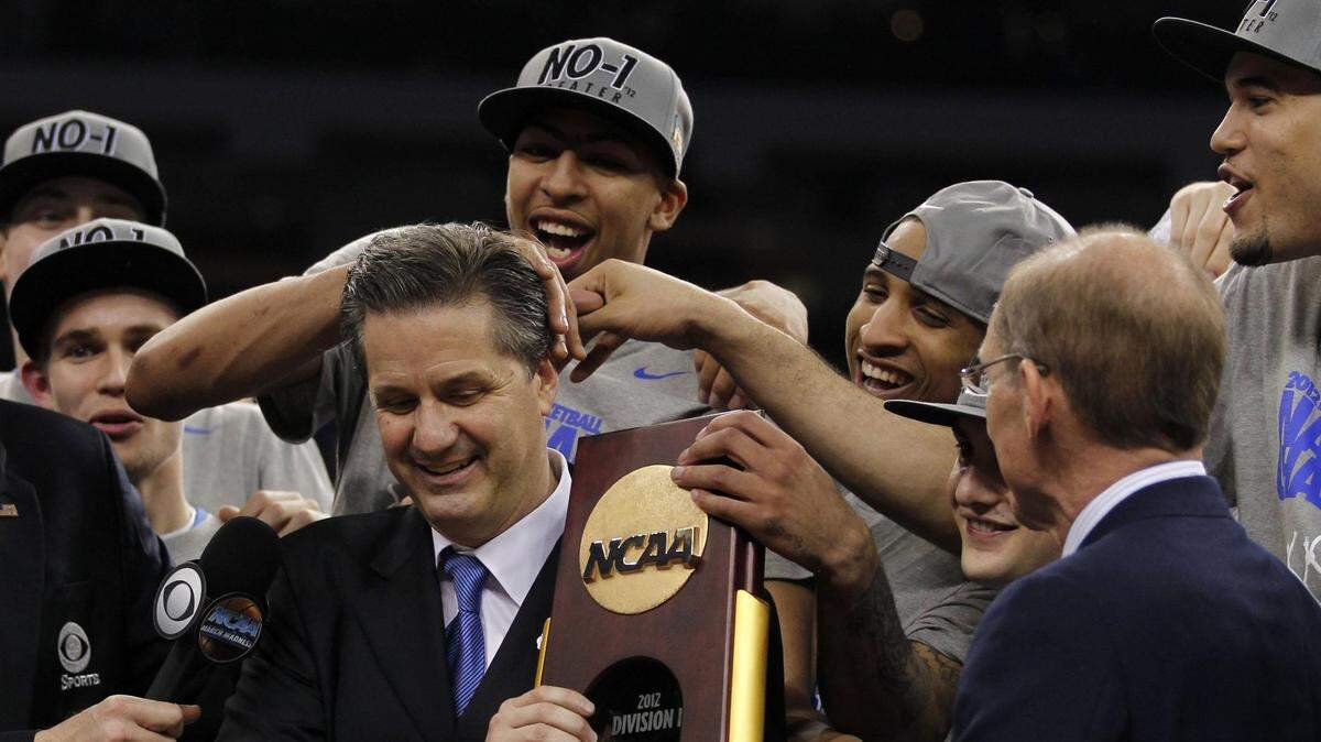 UK basketball great Anthony Davis pledges $350,000 for Eastern Kentucky flood relief