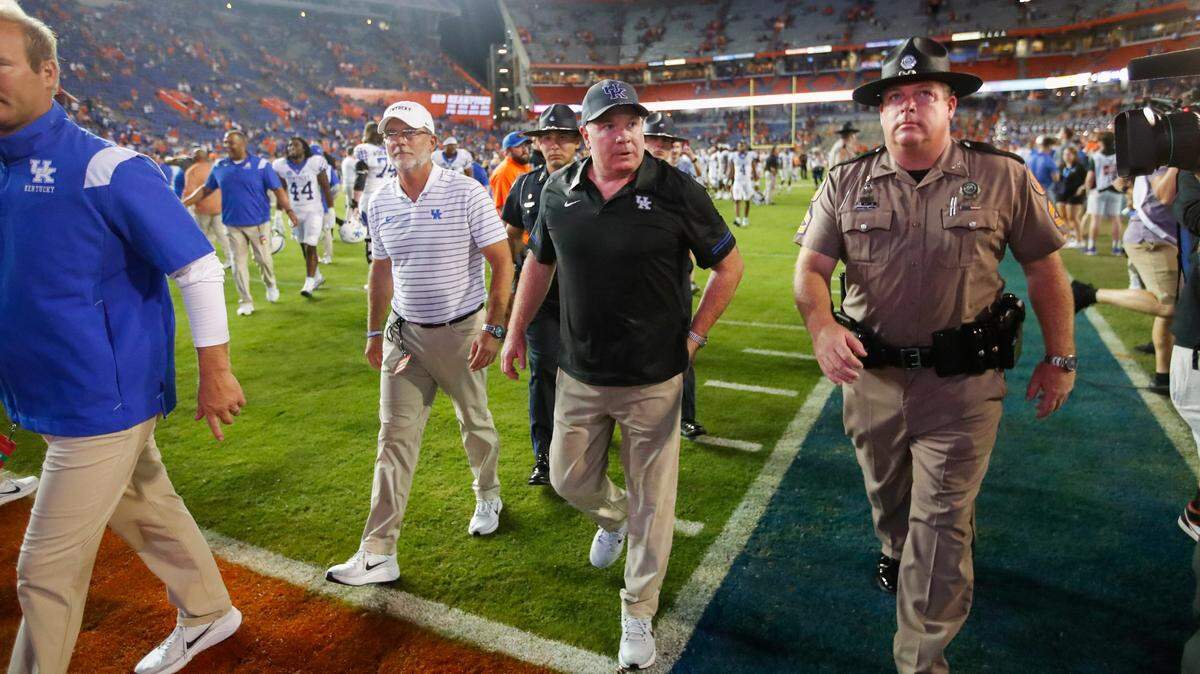 Watch Mark Stoops after win: ‘We may win, we may lose but, by God, we’re gonna be tough.’