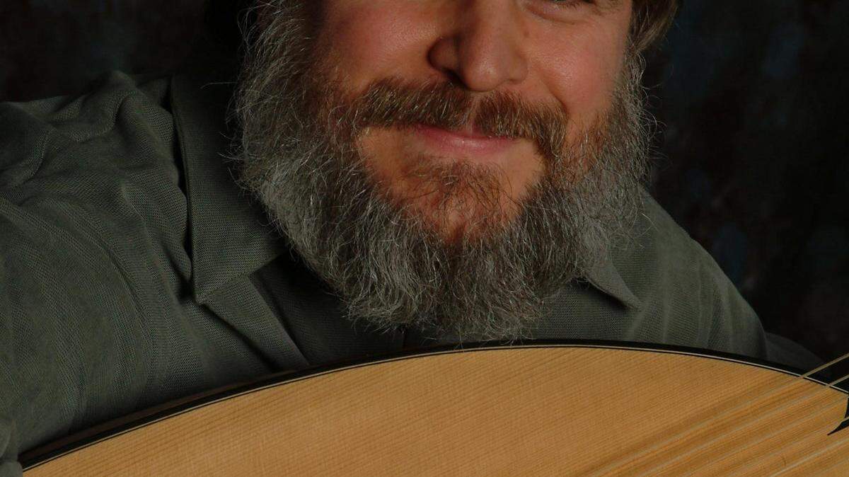 After trying the piano, violin and guitar, Paul O'Dette found the lute. Now he's a master.    