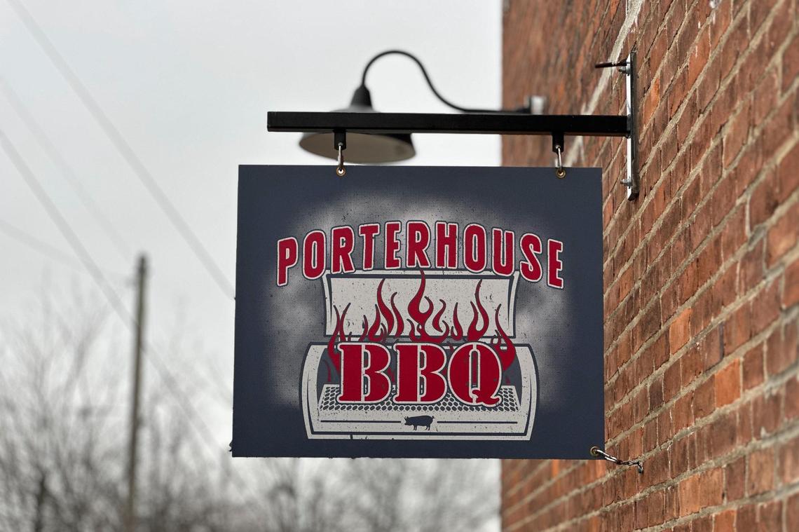 Porterhouse BBQ is the third recent dining tenant to leave Greyline Station.