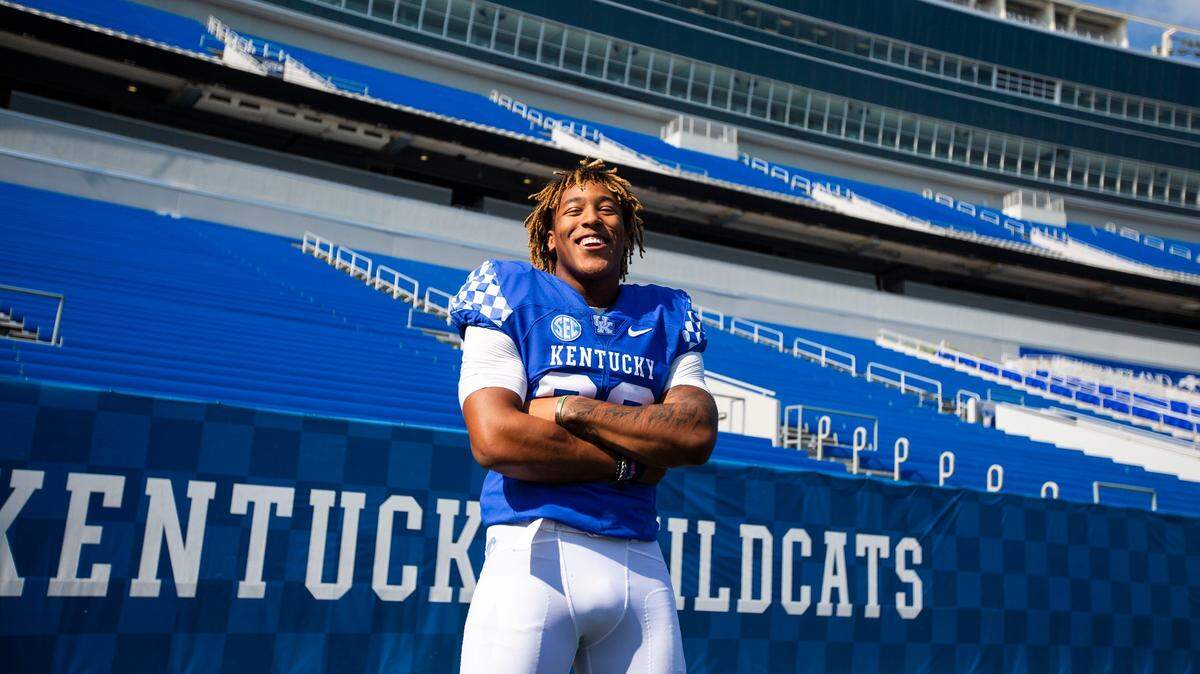 Kentucky’s Benny Snell is the first running back in school history to rush for more than 1,000 yards in consecutive seasons. Breaking the school’s all-time rushing record is high on the junior’s checklist this season.