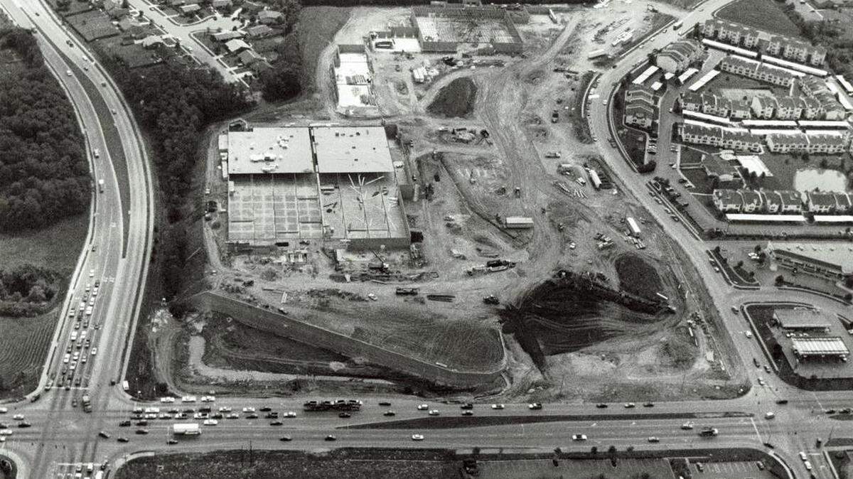 Aerial photo of construction of the Mist Lake Plaza shopping center at the corner of Richmond Road and Man O’War Blvd taken June 2, 1993. The site included a 360-foot retaining wall that ranged in height from 5 feet to 35 feet and contains 17,000 to 18,000 blocks. It was the highest keystone block wall in Kentucky at the time of construction. The plaza contained the city’s first Walmart.