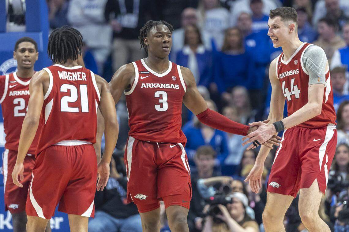 After spending his first two college seasons playing for John Calipari at Kentucky, Adou Thiero (3) averaged 15.1 points and 5.8 rebounds per game while playing for Calipari at Arkansas during the 2024-25 season.