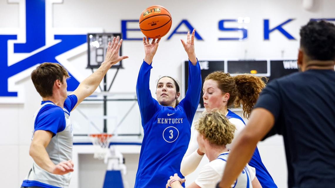 New-look Kentucky women’s basketball team to start season in AP Top 25