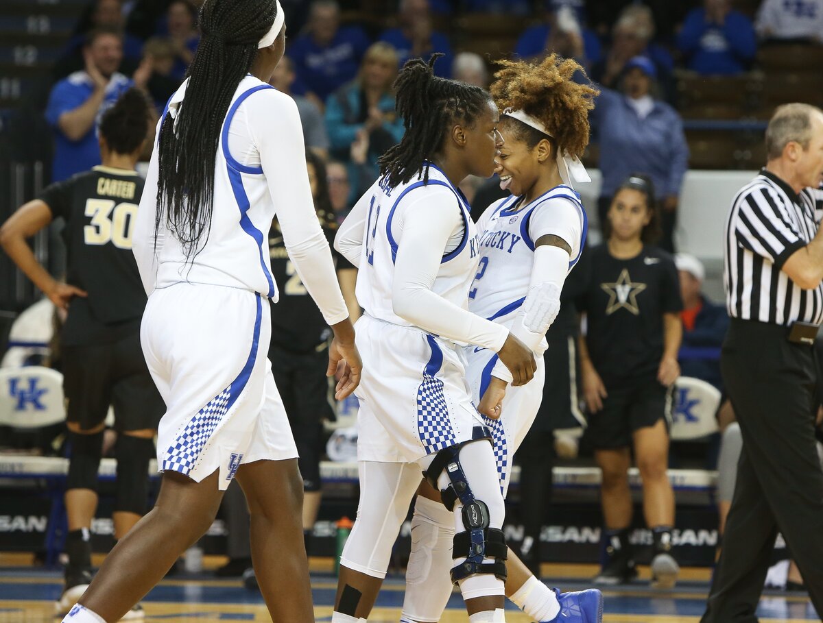 Kentucky’s Jaida Roper chest bumped Amanda Paschal after Paschal scored off a steal Thursday night against Vanderbilt in Memorial Coliseum.