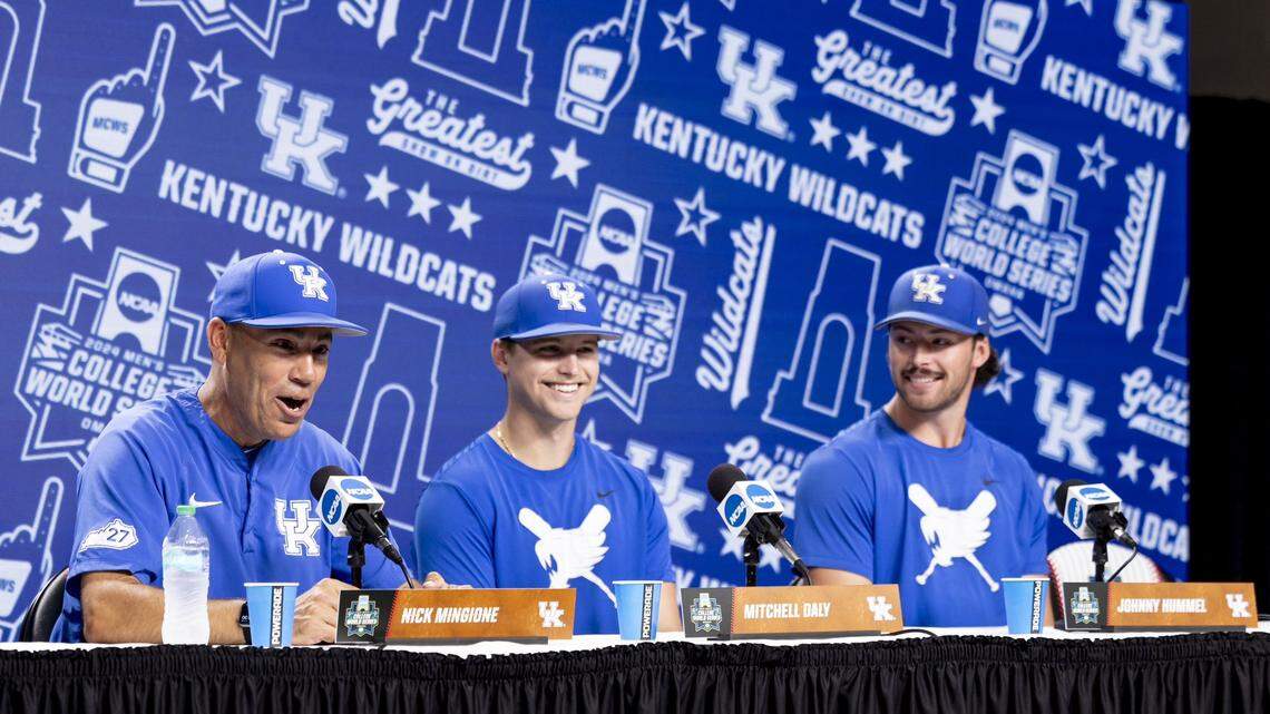 Weather causes schedule change for Kentucky vs. Florida in College World Series
