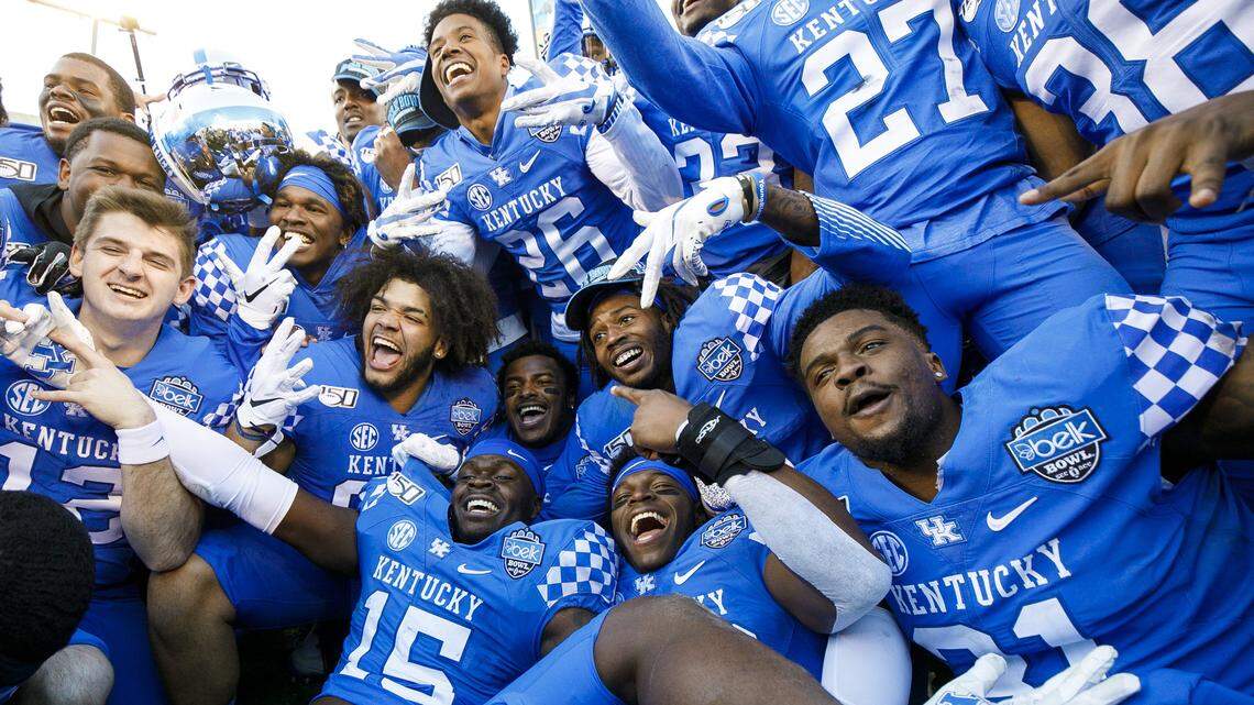 UK’s game-winning drive was designed to end one way. Lynn Bowden had a better idea.