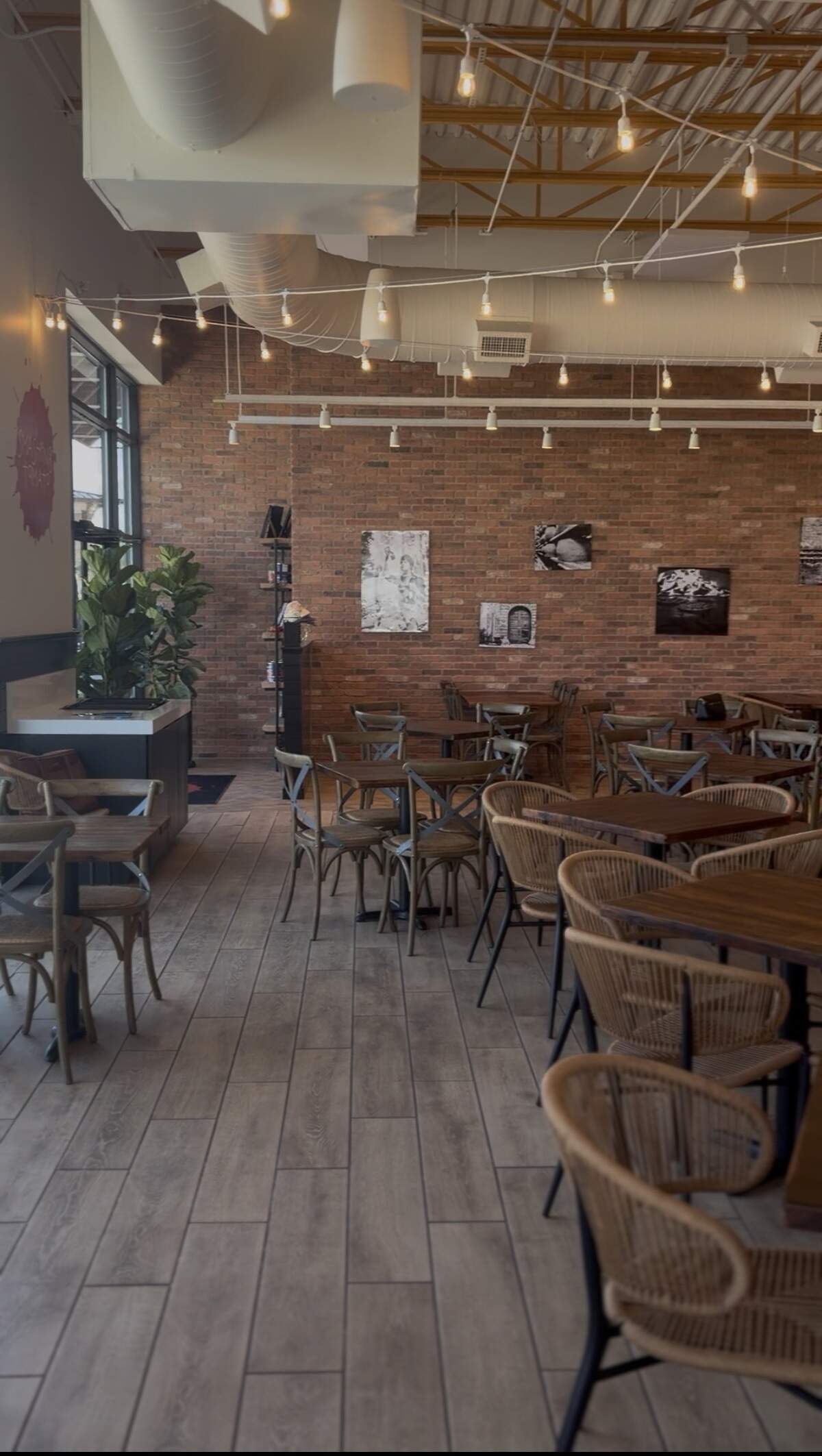 The dining room of the Smashing Tomato’s new location off Leestown Road.