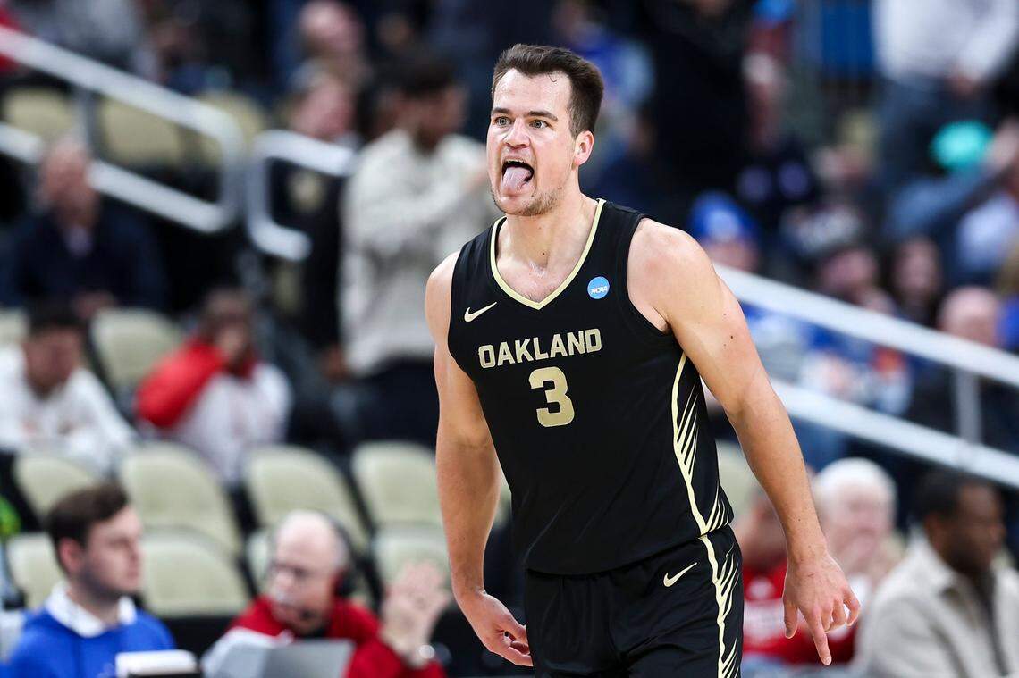 Oakland guard Jack Gohlke made 10 3-pointers against Kentucky, becoming one of only five players to ever make double-digit 3-pointers in an NCAA Tournament game.