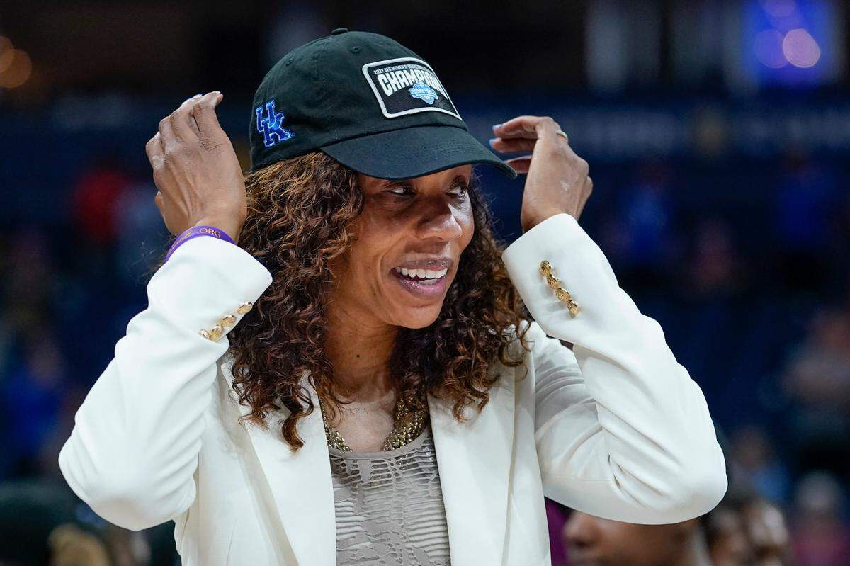 Kentucky head coach Kyra Elzy received a contract extension that will increase her overall salary from $575,000 last season to $750,000 next season. The contract includes increases from there of $25,000 per season through the life of the deal.