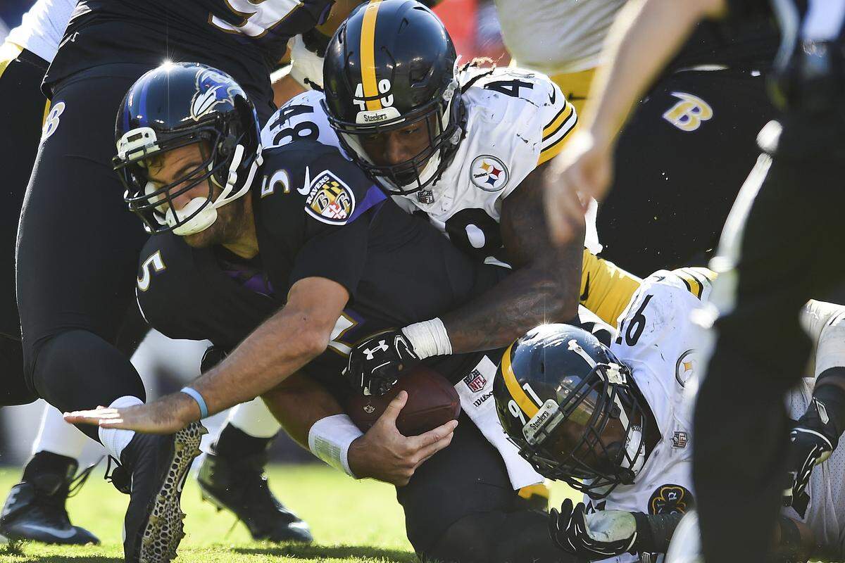 Pittsburgh Steelers linebacker Bud Dupree totaled six quarterback sacks last season.