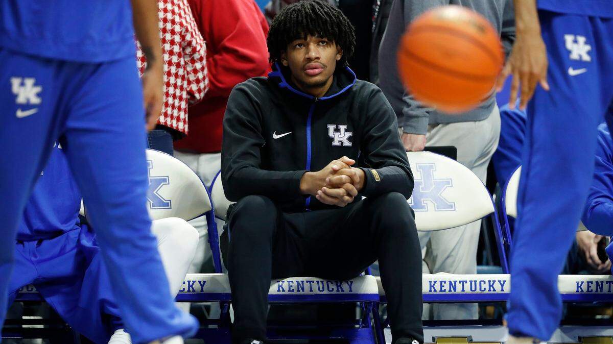 Kentucky freshman Shaedon Sharpe is projected as a top-10 pick in the 2022 NBA Draft.