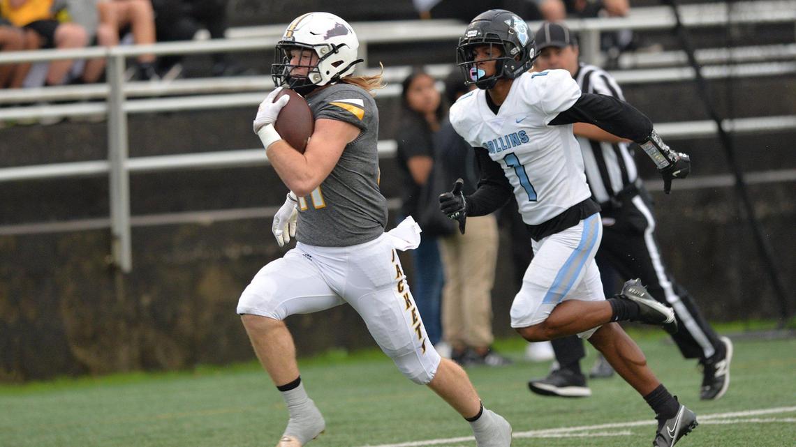 Jackson Geilear (41) led Woodford County with 127 yards on the ground on Friday night in Versailles.