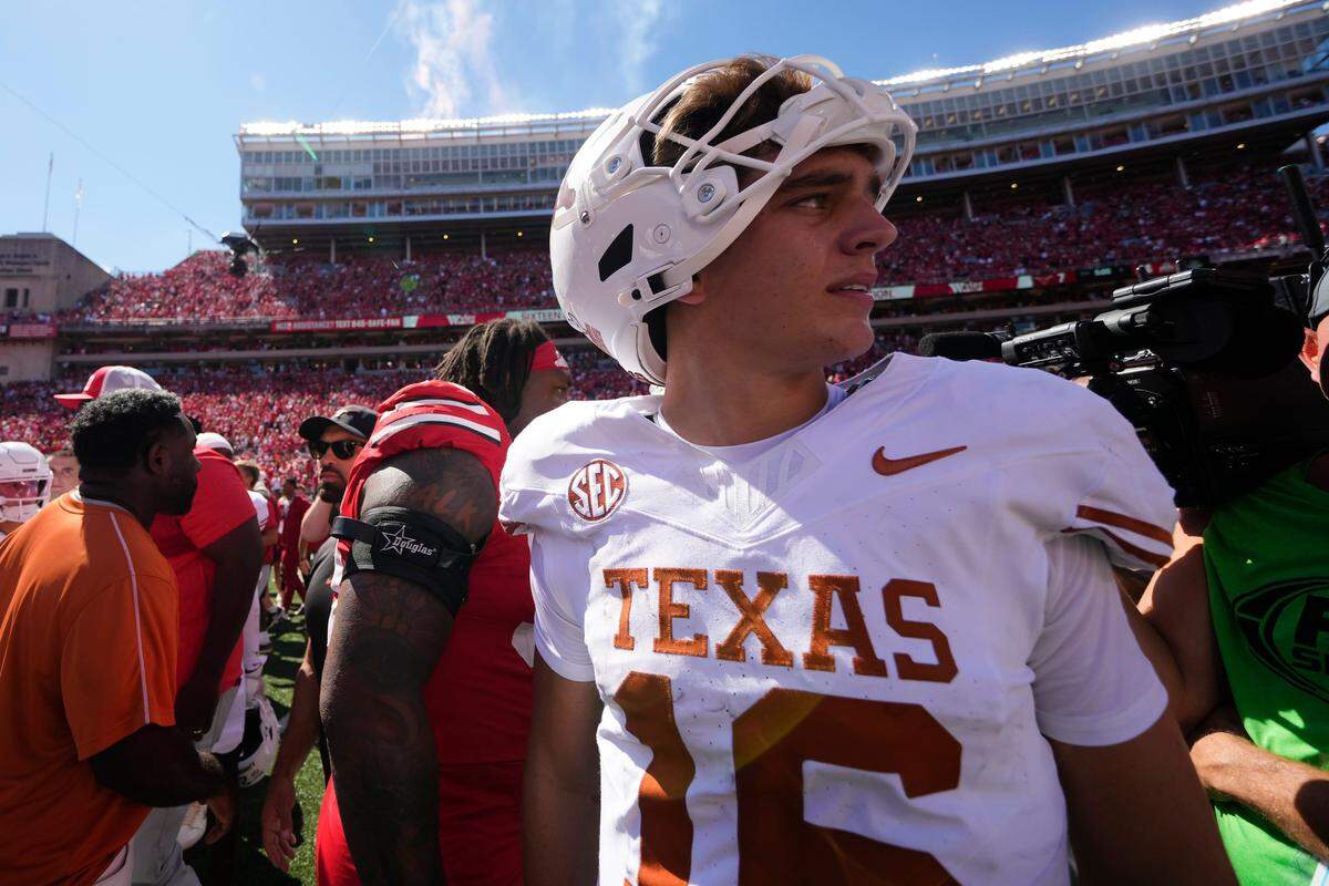 On Saturday, Oct. 18, Texas quarterback Arch Manning (16) could become the fourth member of his family to start at QB against Kentucky in Lexington. 
